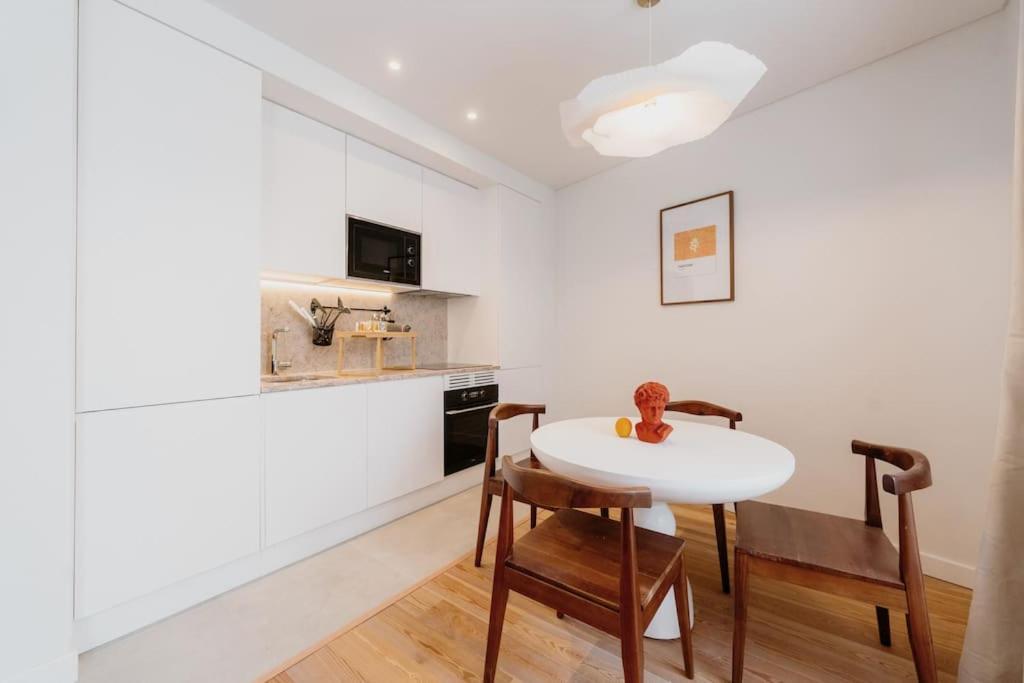 Lisbon Orange House - Beautiful Two-Bedroom Apartment 1D Exterior photo